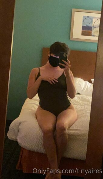 tinyaires Nøgen Lækager OnlyFans Foto 4
