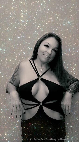 tinyhotbrunette.69