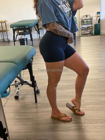 tiptoengoddess
