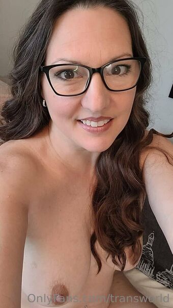 transworld Nøgen Lækager OnlyFans Foto 9