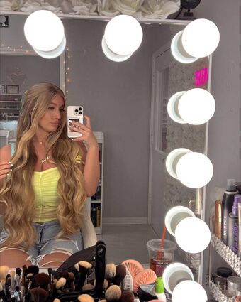 Trinity C Nøgen Lækager OnlyFans Foto 14