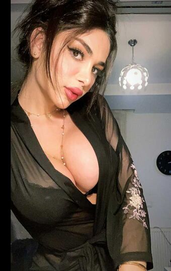 TS Nour Nøgen Lækager OnlyFans Foto 9