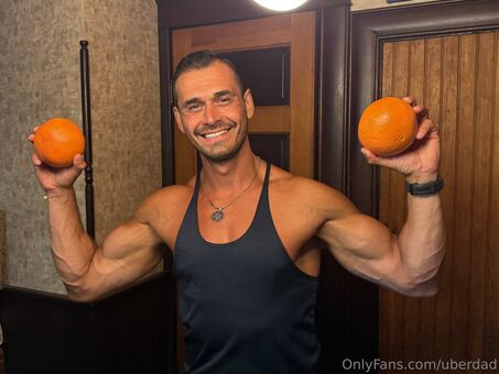 uberdad Nøgen Lækager OnlyFans Foto 22