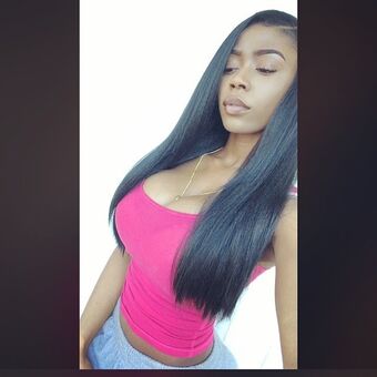 Uche Nøgen Lækager OnlyFans Foto 2
