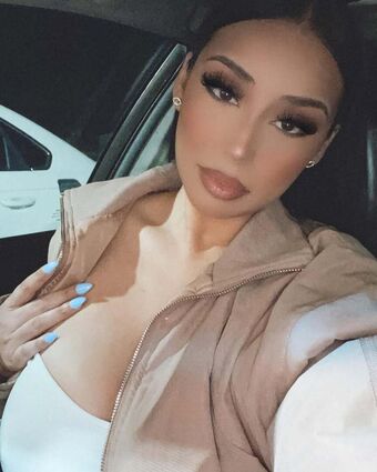 Uniquelymodified Nøgen Lækager OnlyFans Foto 2
