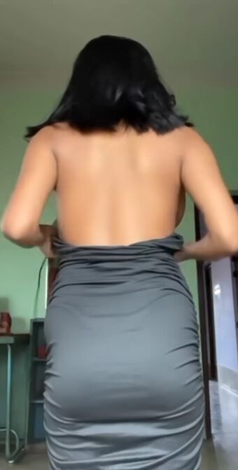 Uva Roy Nøgen Lækager OnlyFans Foto 8