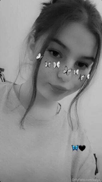 valya_ Nøgen Lækager OnlyFans Foto 20