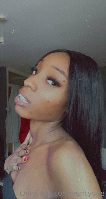 verityvee Nøgen Lækager OnlyFans Foto 6