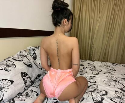 Veronika_