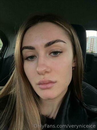 Veryniceice Nøgen Lækager OnlyFans Foto 29