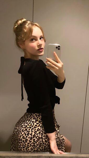 violapolt Nøgen Lækager OnlyFans Foto 28