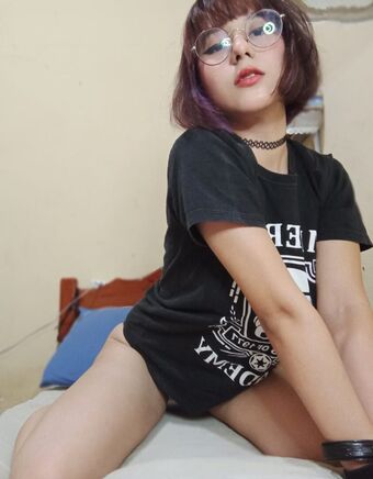 violet_dix_ Nøgen Lækager OnlyFans Foto 13