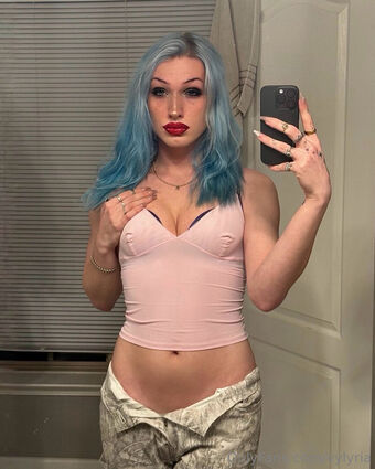 vylyria Nøgen Lækager OnlyFans Foto 15