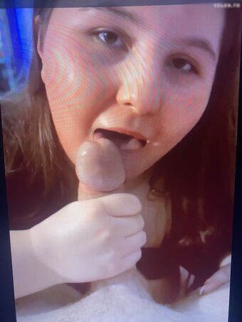 Weiß jemand wer das ist???