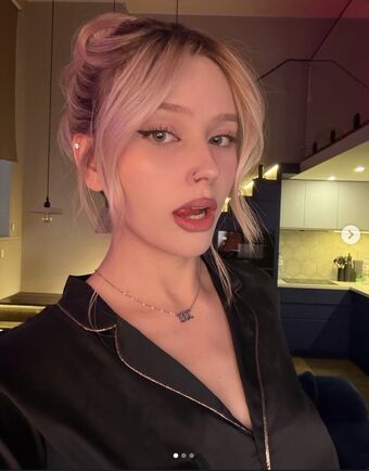 whylollycry Nøgen Lækager OnlyFans Foto 129