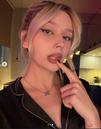 whylollycry Nøgen Lækager OnlyFans Foto 131