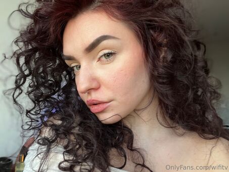 wifitv Nøgen Lækager OnlyFans Foto 2