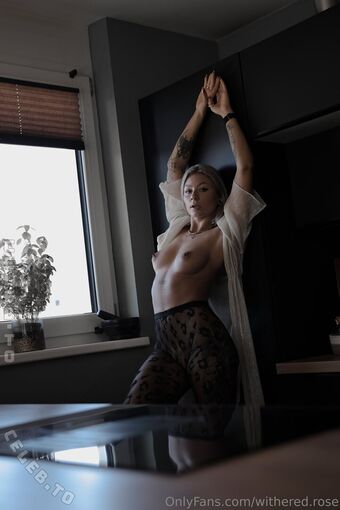 withered.rose Nøgen Lækager OnlyFans Foto 61