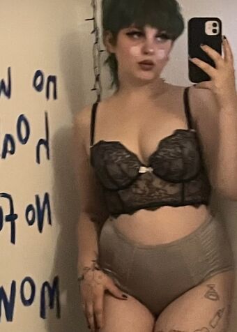 WOEFULLLY Nøgen Lækager OnlyFans Foto 5