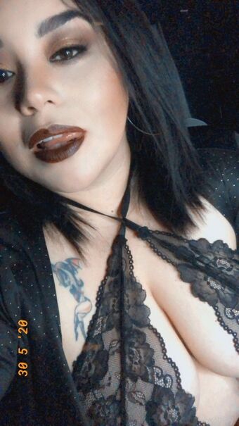Xoxodolly