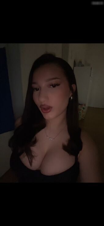 Yisel Nøgen Lækager OnlyFans Foto 3