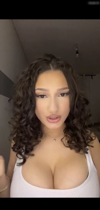 Yisel Nøgen Lækager OnlyFans Foto 27