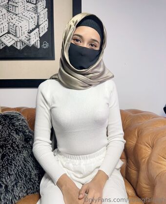yourgfaliyah