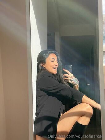 yoursofiaarose