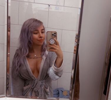 Yuumiko Nøgen Lækager OnlyFans Foto 18