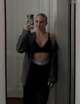 Zclina Nøgen Lækager OnlyFans Foto 158