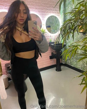 zoomerhaleyy