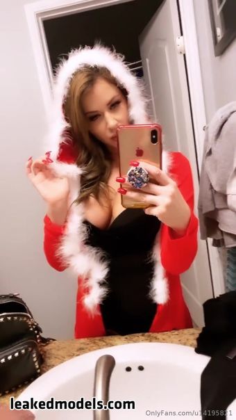 Emi Addison Nøgen Lækager OnlyFans Foto 95