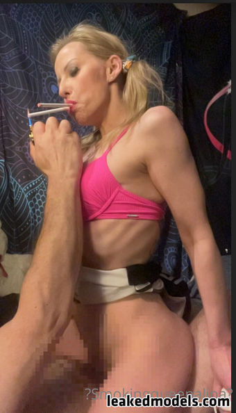 Smokingqueenclips