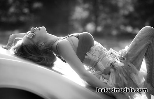 Israeli model photographer